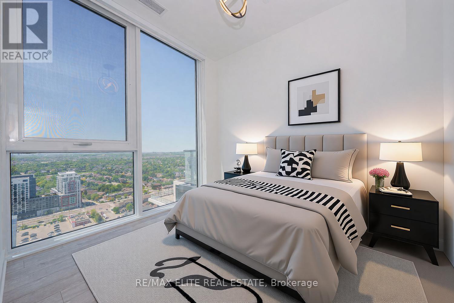 Ph 10 - 105 Oneida Crescent, Richmond Hill, ON - Indoor Photo Showing Bedroom
