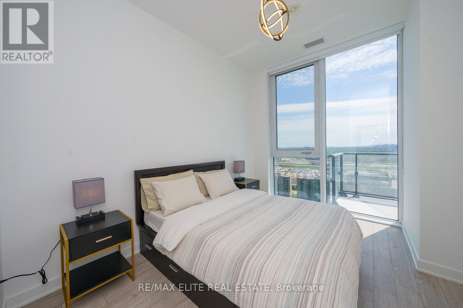 Ph 10 - 105 Oneida Crescent, Richmond Hill, ON - Indoor Photo Showing Bedroom