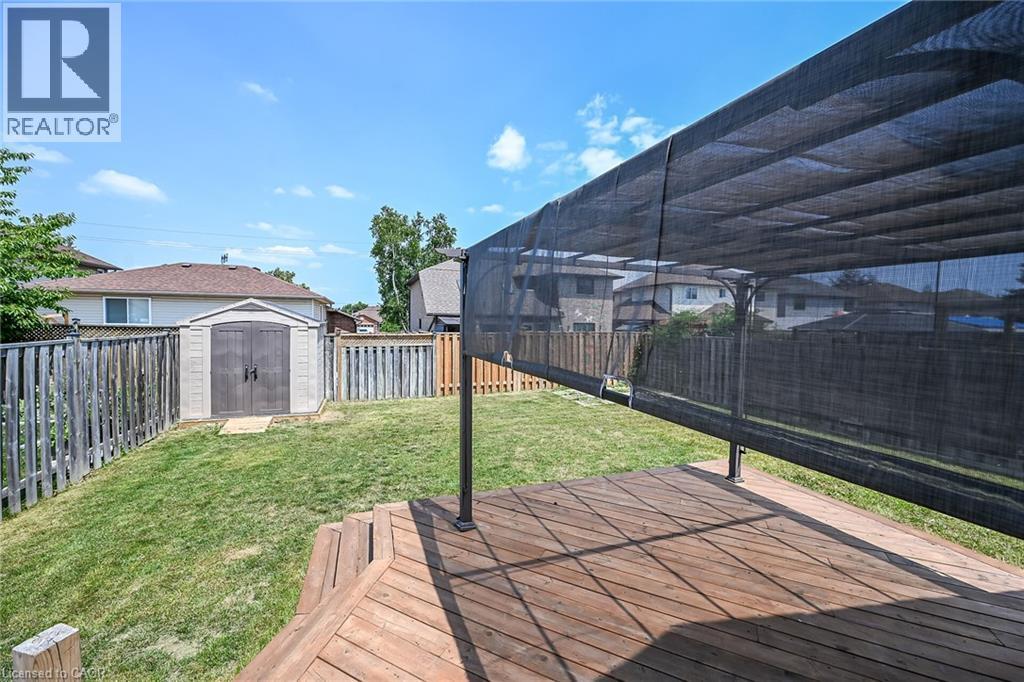 21 Springgarden Crescent, Hamilton, ON - Outdoor With Deck Patio Veranda