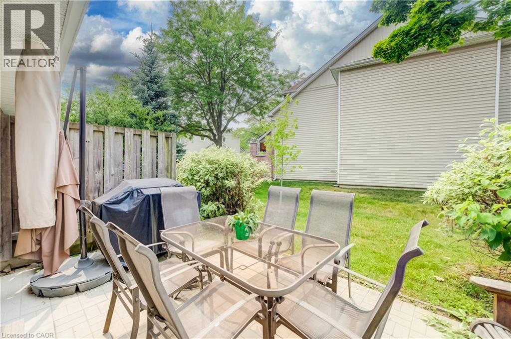 210 Highland Crescent Unit# 11, Kitchener, ON - Outdoor With Deck Patio Veranda With Exterior