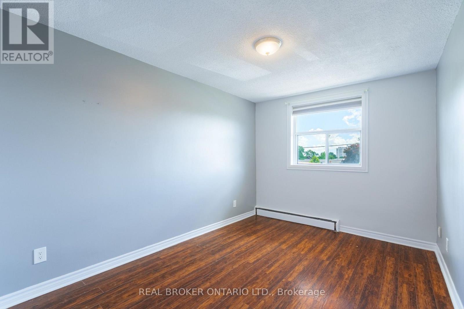 202 - 893 Concession Street, Hamilton, ON - Indoor Photo Showing Other Room
