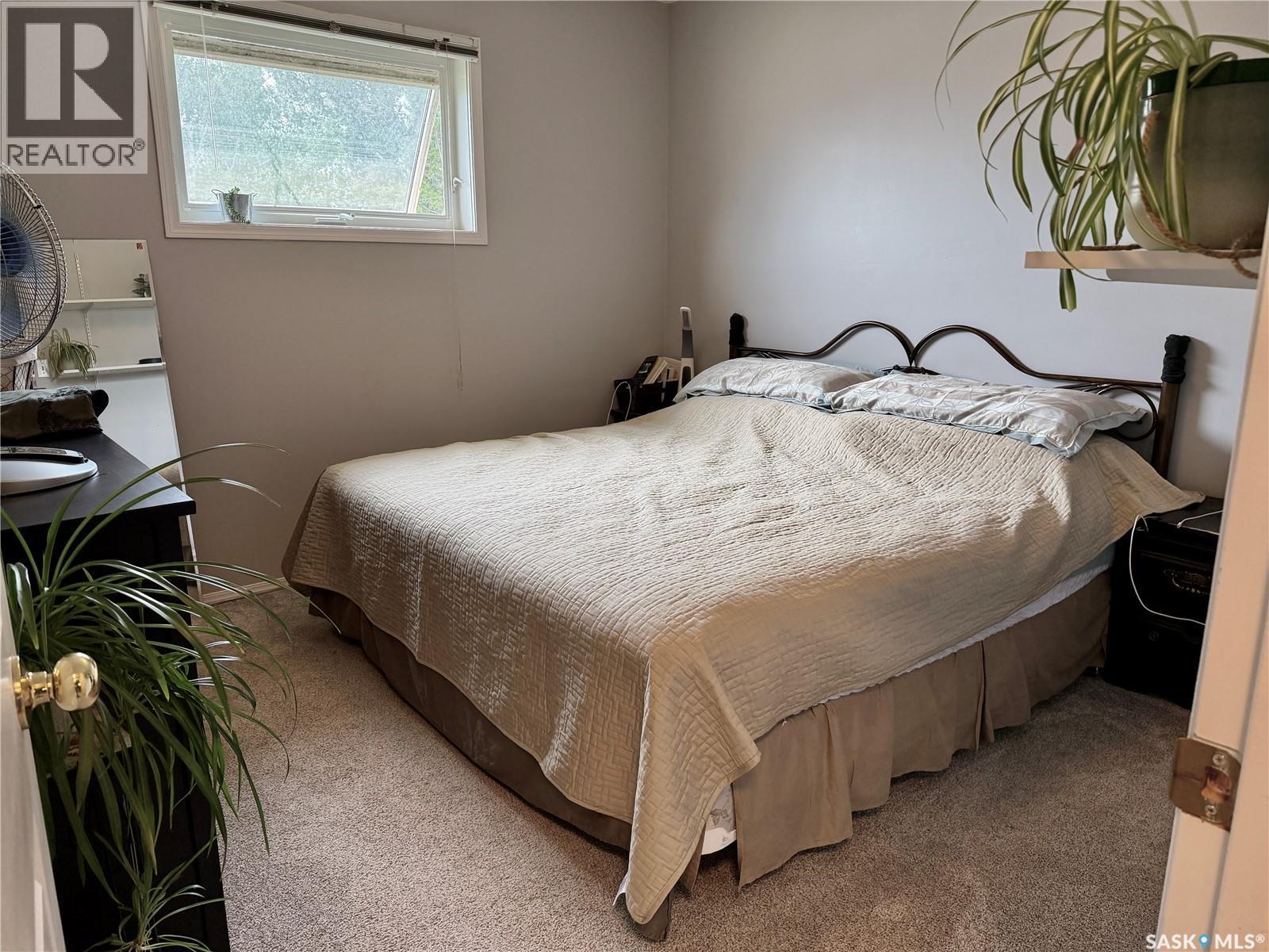 41 Campbell Place, Clavet, SK - Indoor Photo Showing Bedroom
