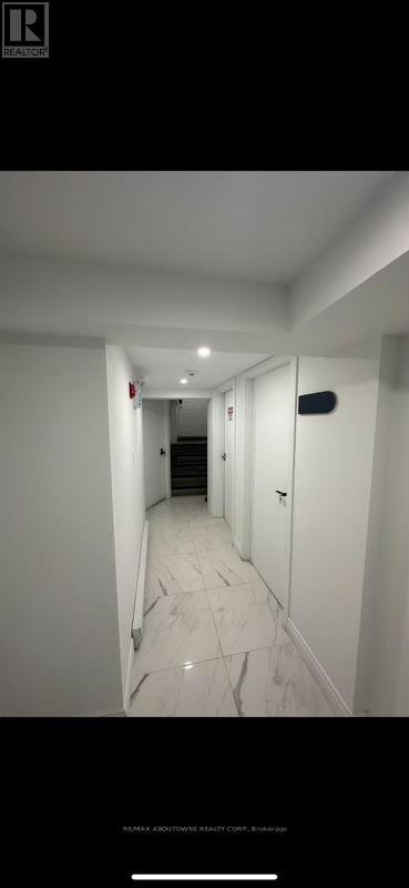 66 Wellington Street S, Hamilton, ON - Indoor