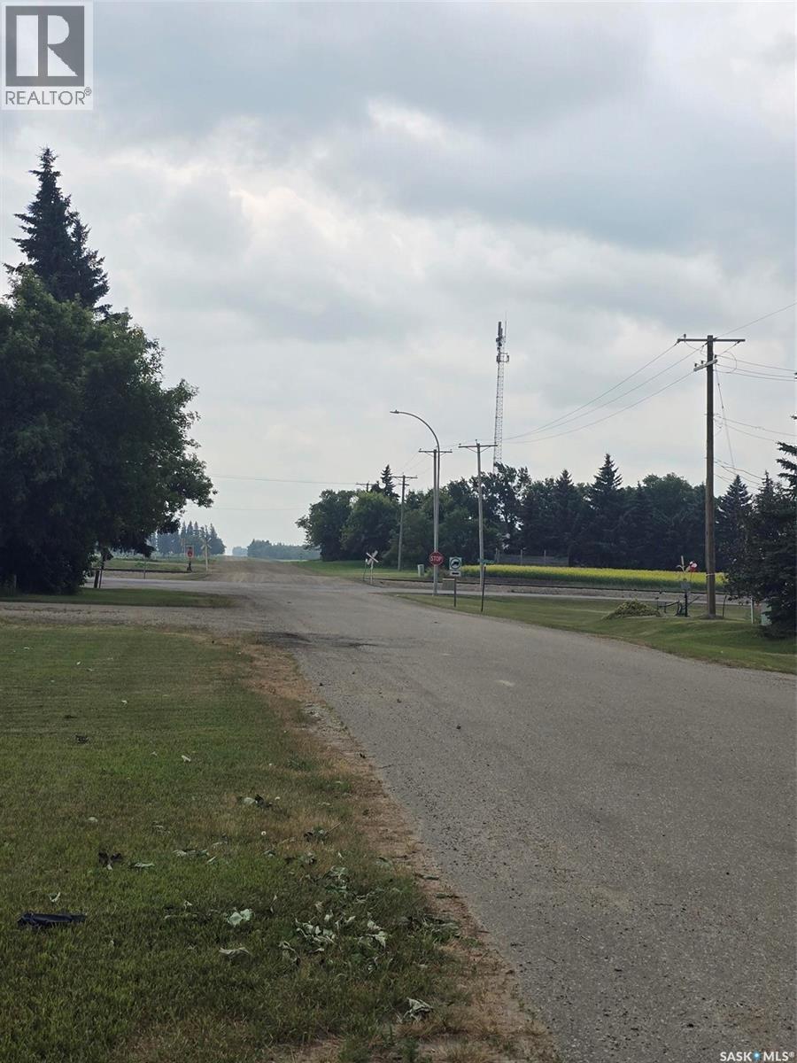 120 3Rd Street W, Glenavon, SK