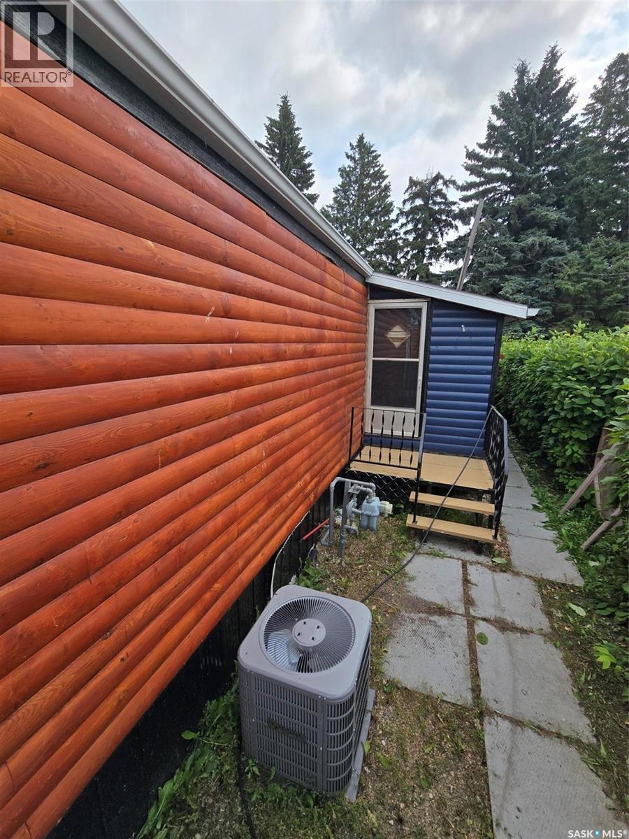 120 3Rd Street W, Glenavon, SK