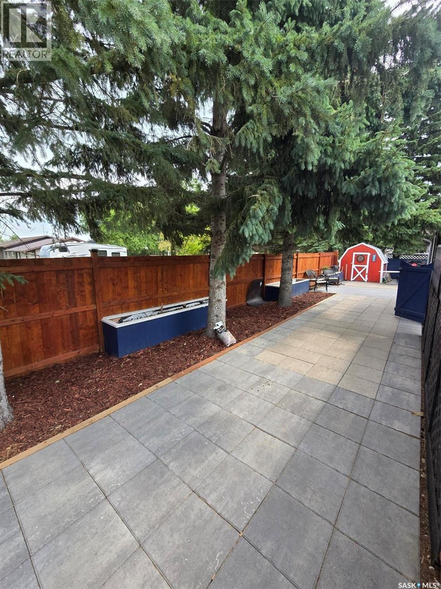 120 3Rd Street W, Glenavon, SK