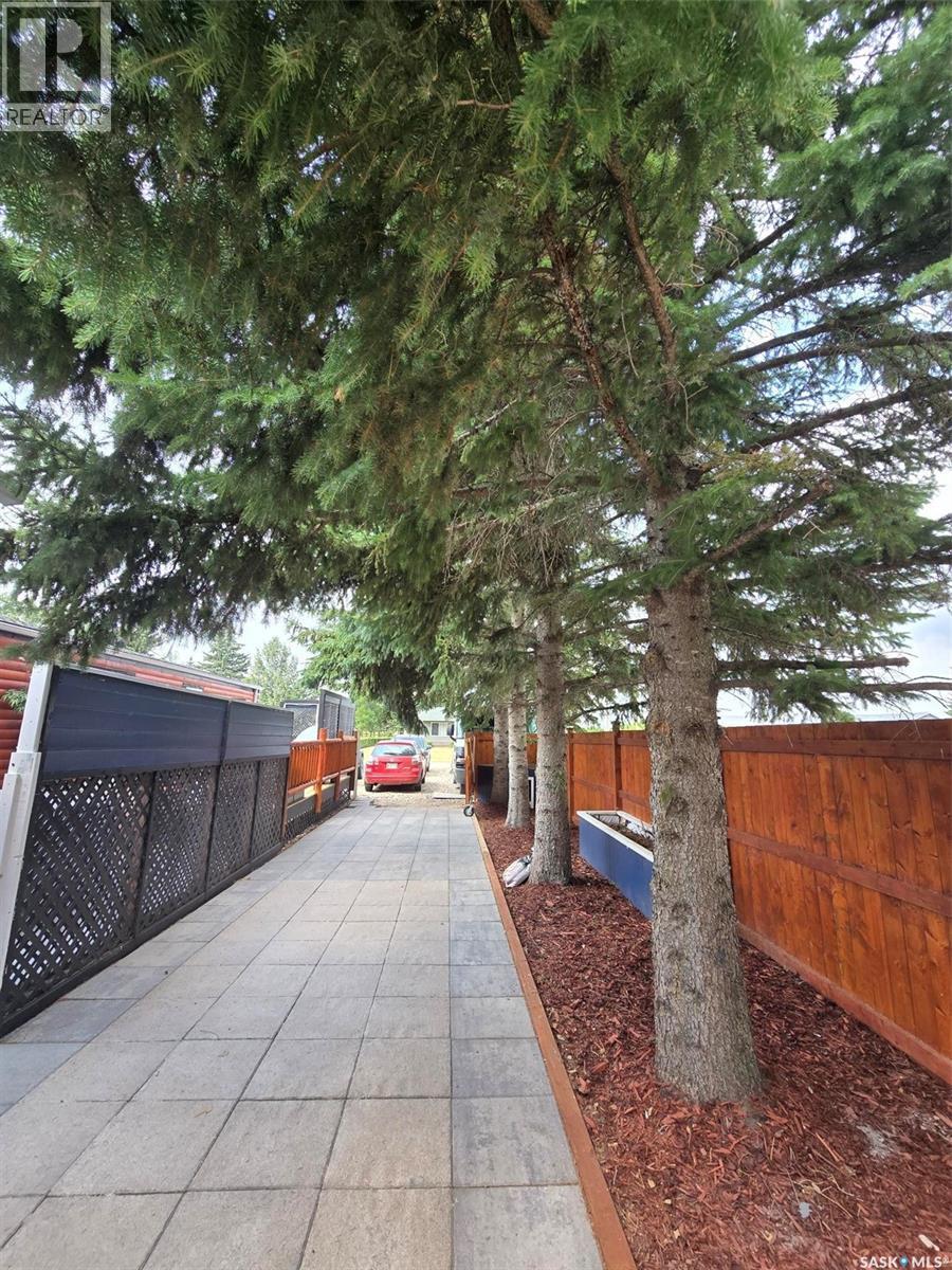 120 3Rd Street W, Glenavon, SK