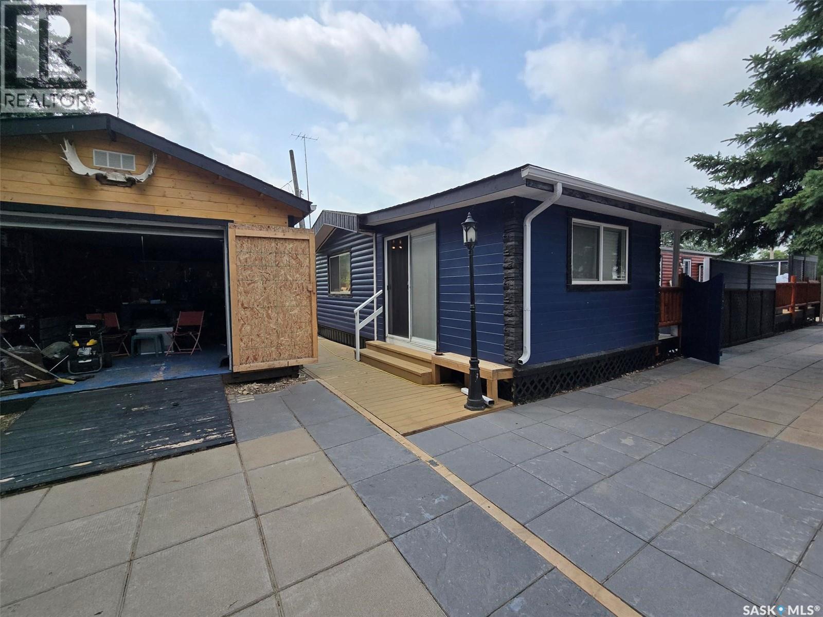 120 3Rd Street W, Glenavon, SK