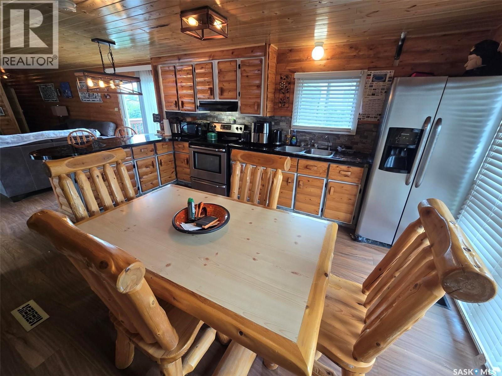 120 3Rd Street W, Glenavon, SK