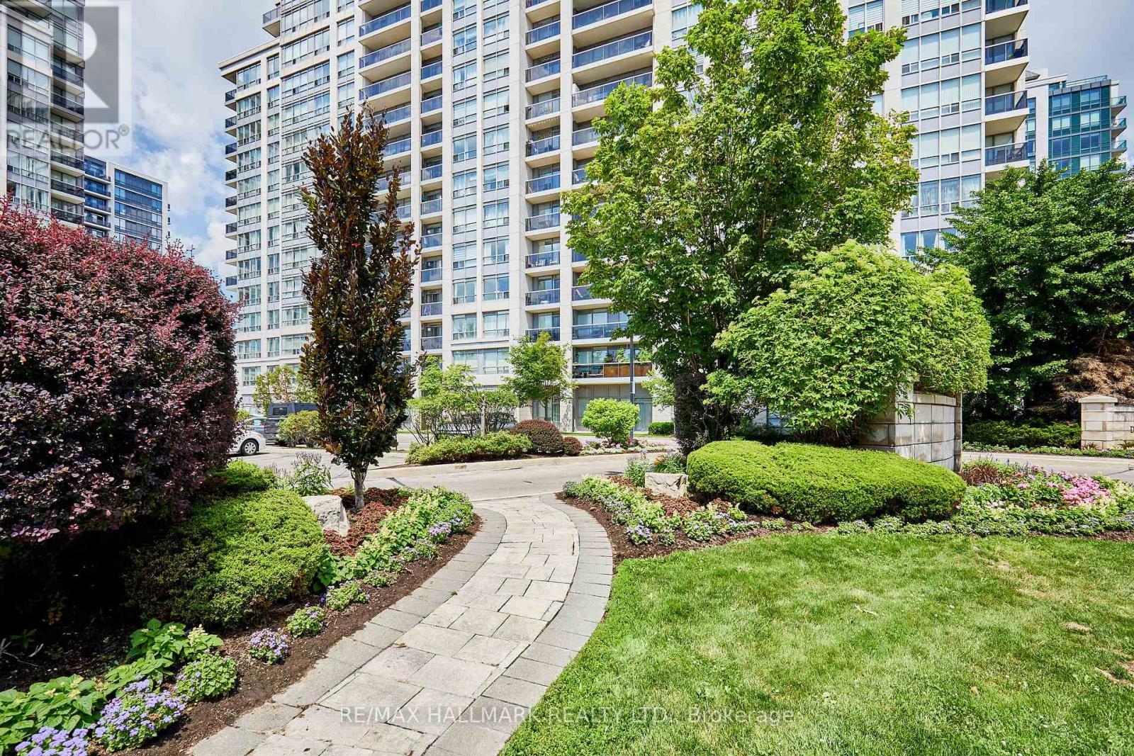 307 - 60 Disera Drive, Vaughan, ON - Outdoor With Facade