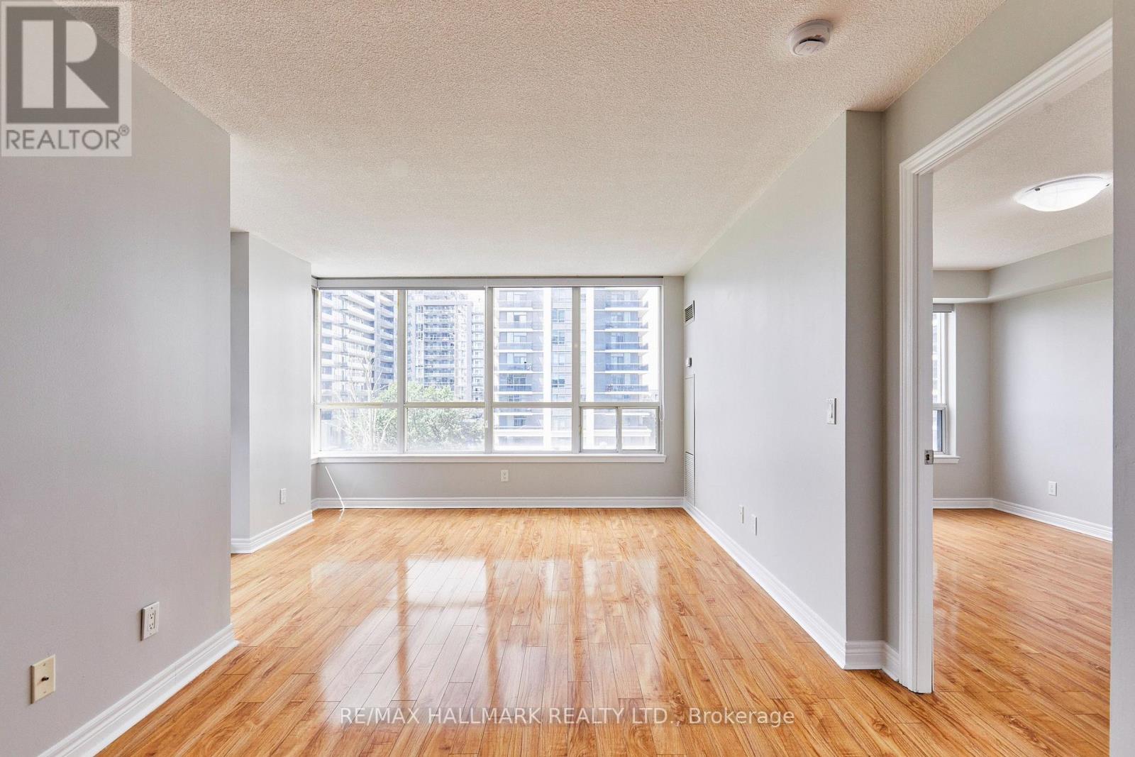 307 - 60 Disera Drive, Vaughan, ON - Indoor Photo Showing Other Room