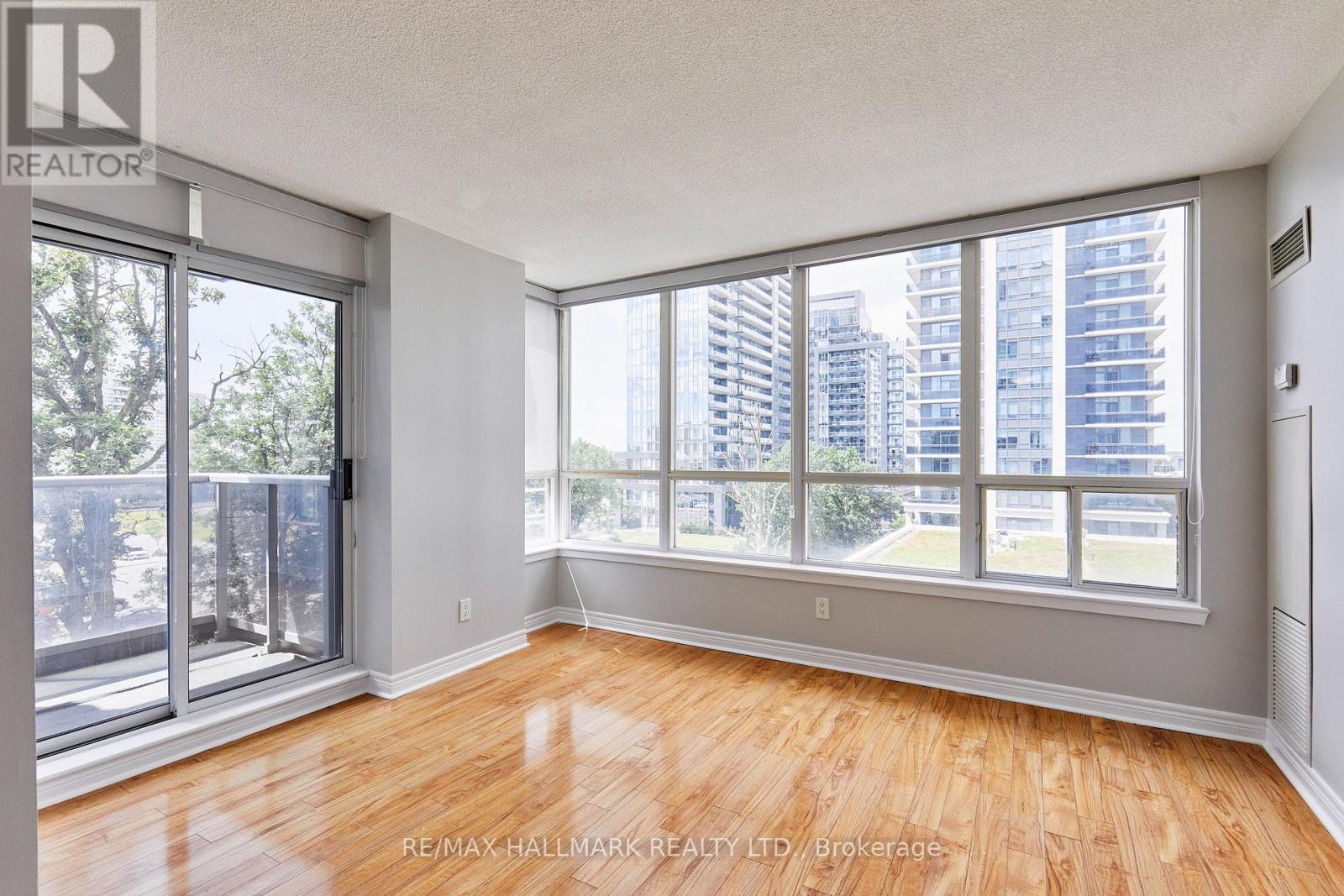 307 - 60 Disera Drive, Vaughan, ON - Indoor Photo Showing Other Room