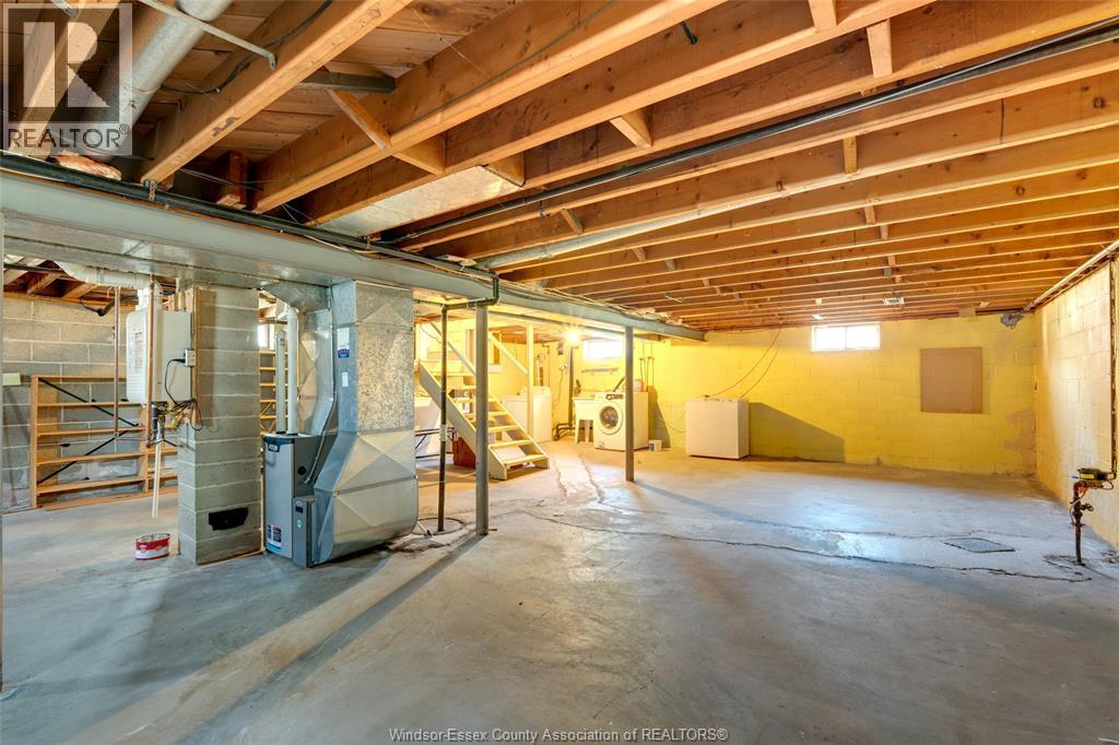 3256 Dominion Boulevard, Windsor, ON - Indoor Photo Showing Basement