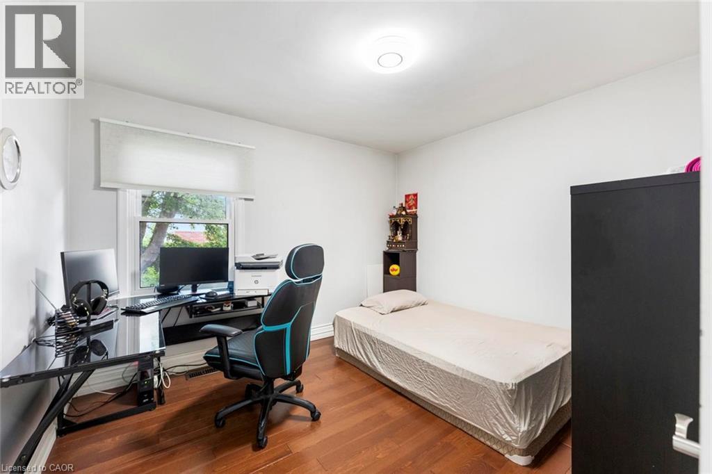 Bedroom - 1063 Joan Drive, Burlington, ON - Indoor Photo Showing Office