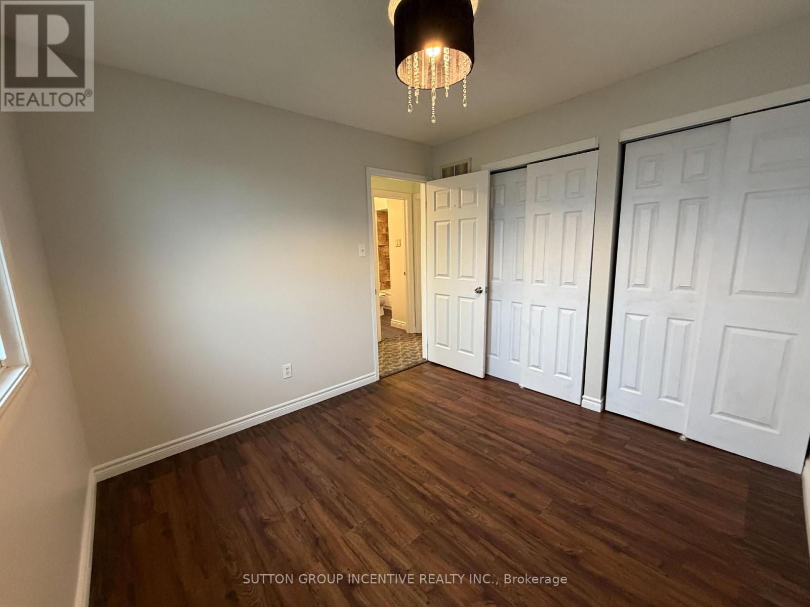 90 Moon Drive, Barrie, ON - Indoor Photo Showing Other Room