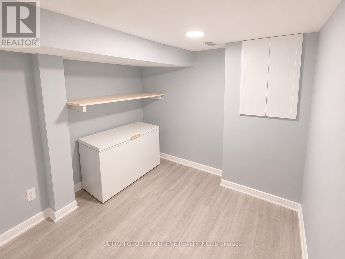 90 Moon Drive, Barrie, ON - Indoor