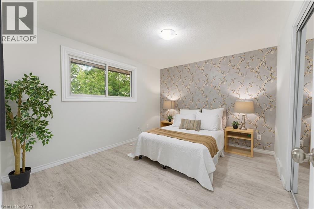 61 Balfour Crescent, Kitchener, ON - Indoor Photo Showing Bedroom