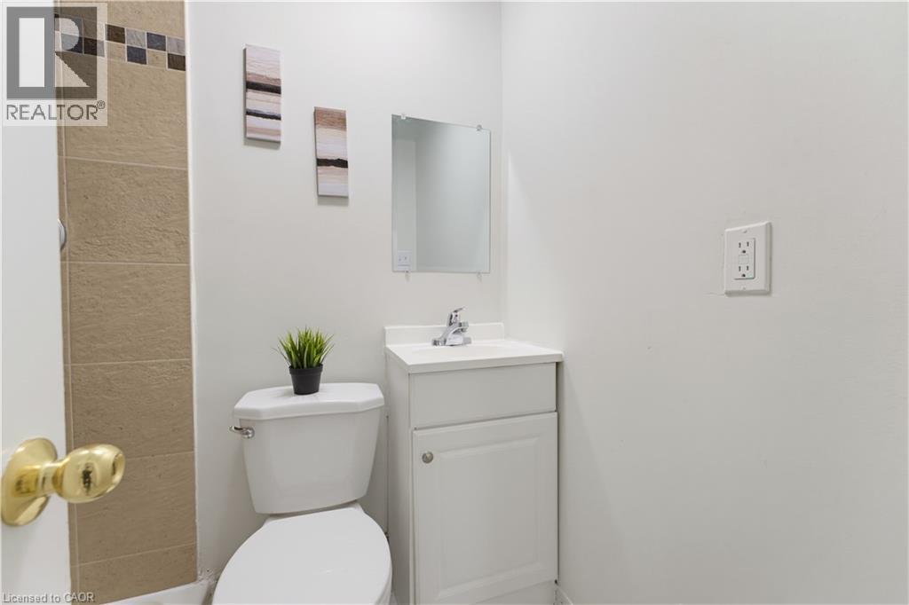 61 Balfour Crescent, Kitchener, ON - Indoor Photo Showing Bathroom