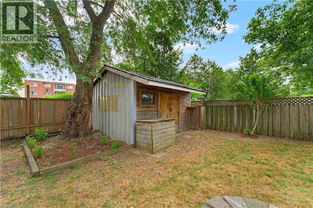 61 Balfour Crescent, Kitchener, ON - Outdoor
