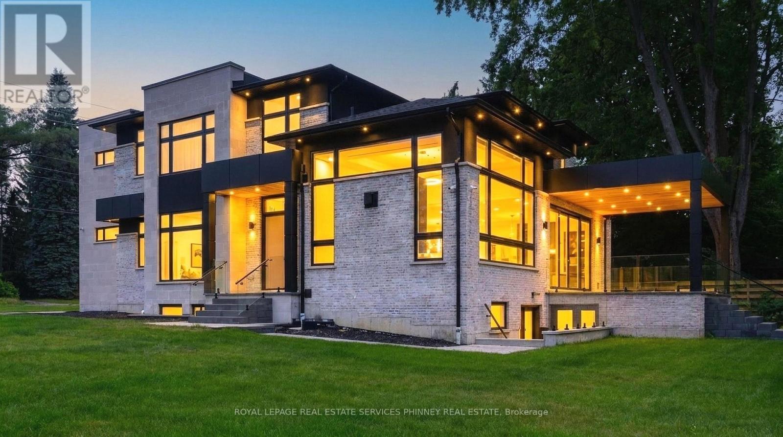 1143 Kane Road, Mississauga, ON - Outdoor