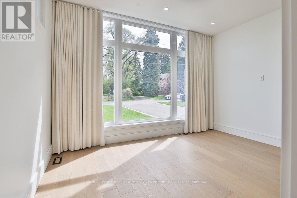 1143 Kane Road, Mississauga, ON - Indoor Photo Showing Other Room