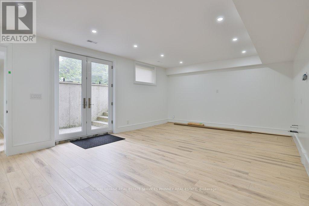 1143 Kane Road, Mississauga, ON - Indoor