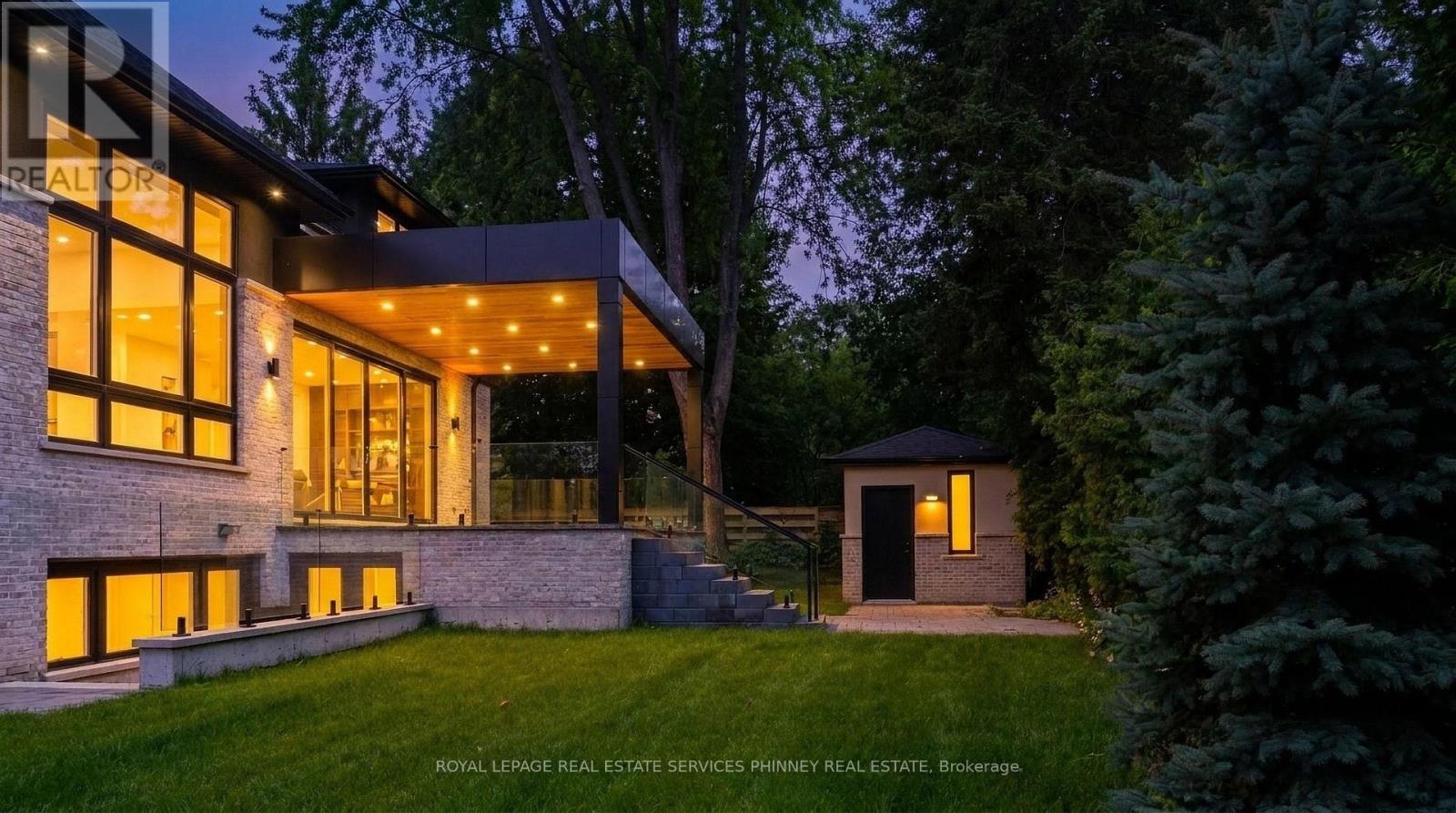 1143 Kane Road, Mississauga, ON - Outdoor