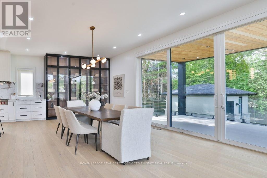 1143 Kane Road, Mississauga, ON - Indoor Photo Showing Dining Room