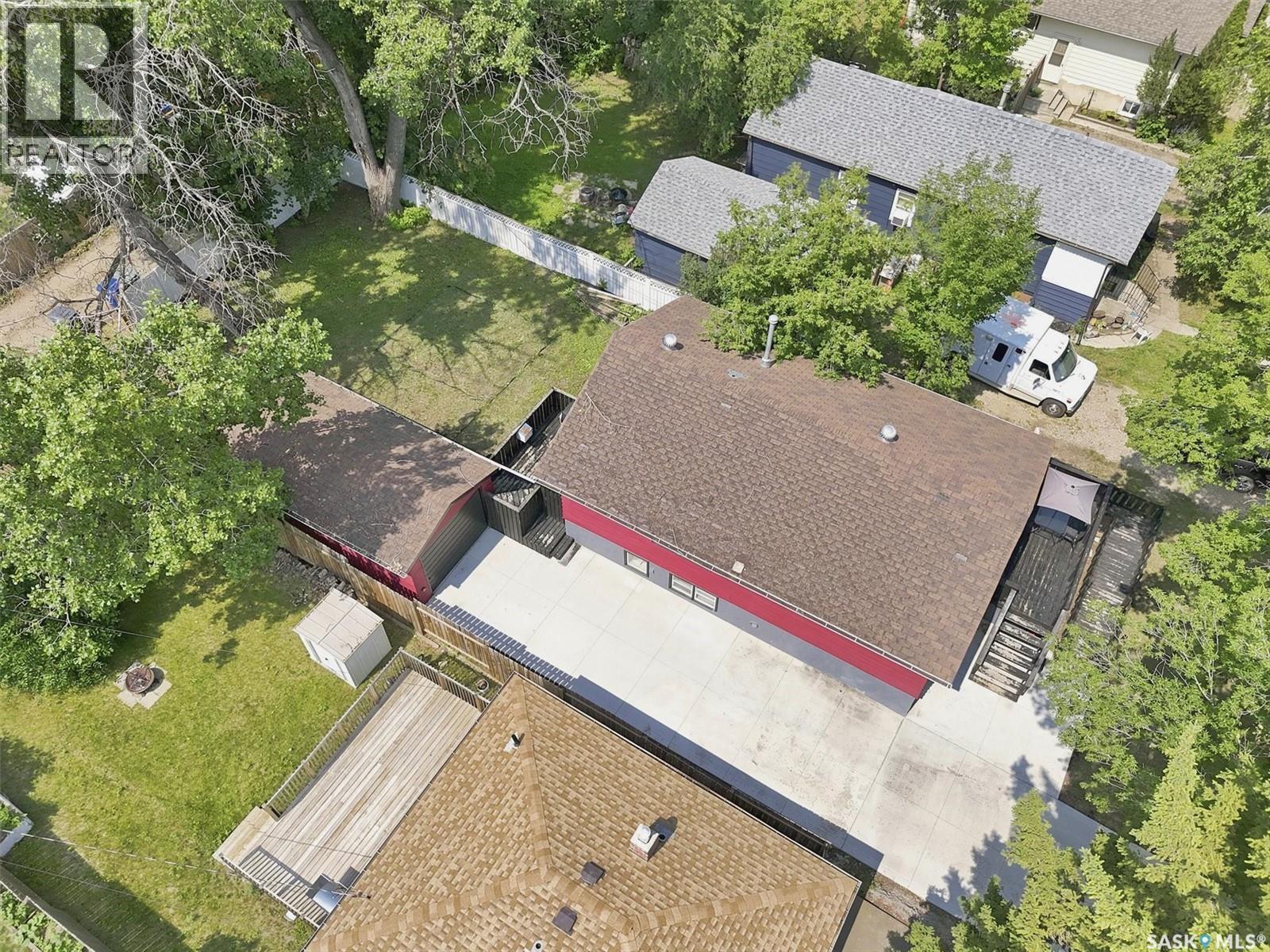 1709 2Nd Avenue N, Saskatoon, SK - Outdoor With View