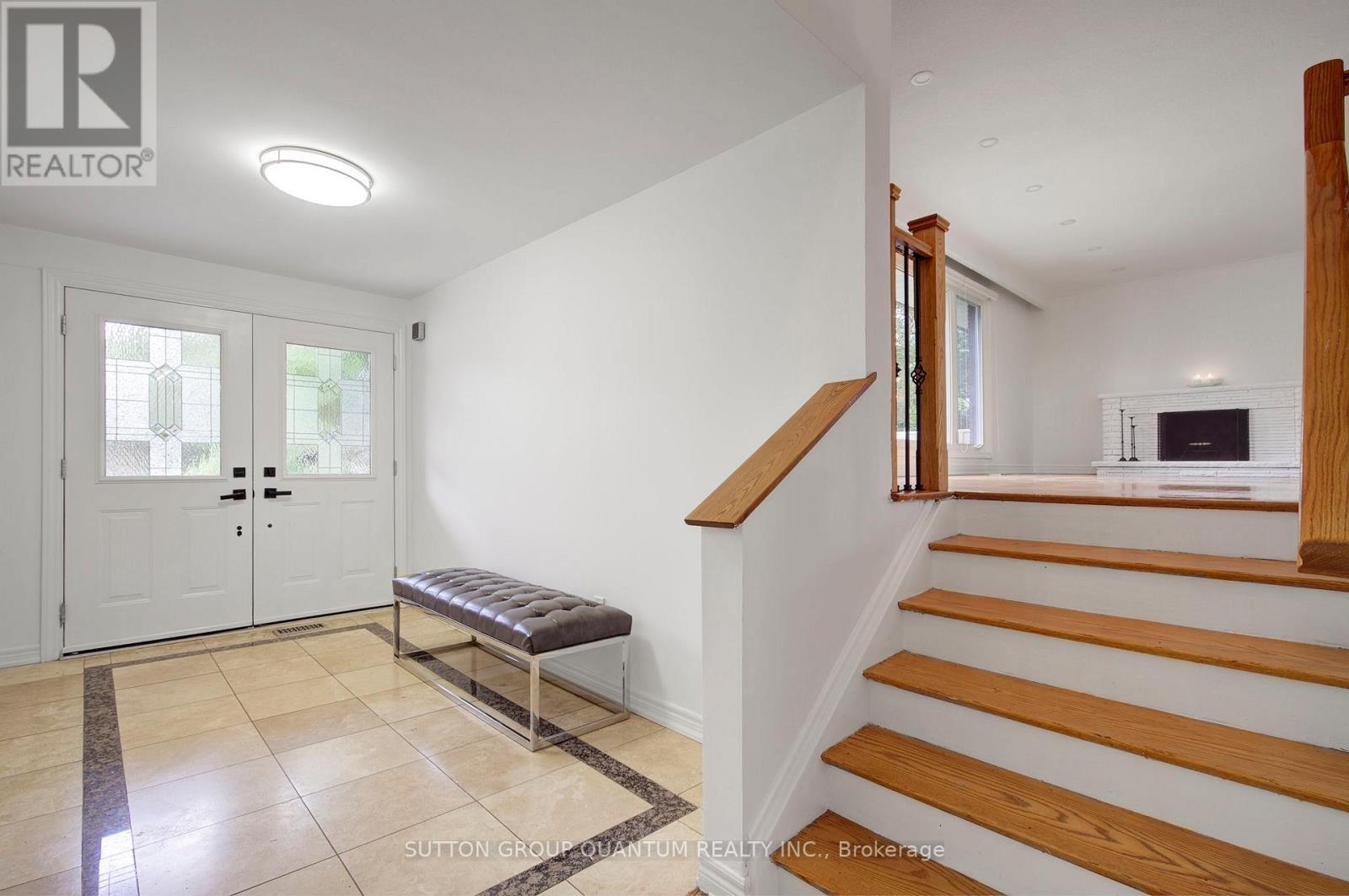 3456 Riverspray Crescent, Mississauga, ON - Indoor Photo Showing Other Room