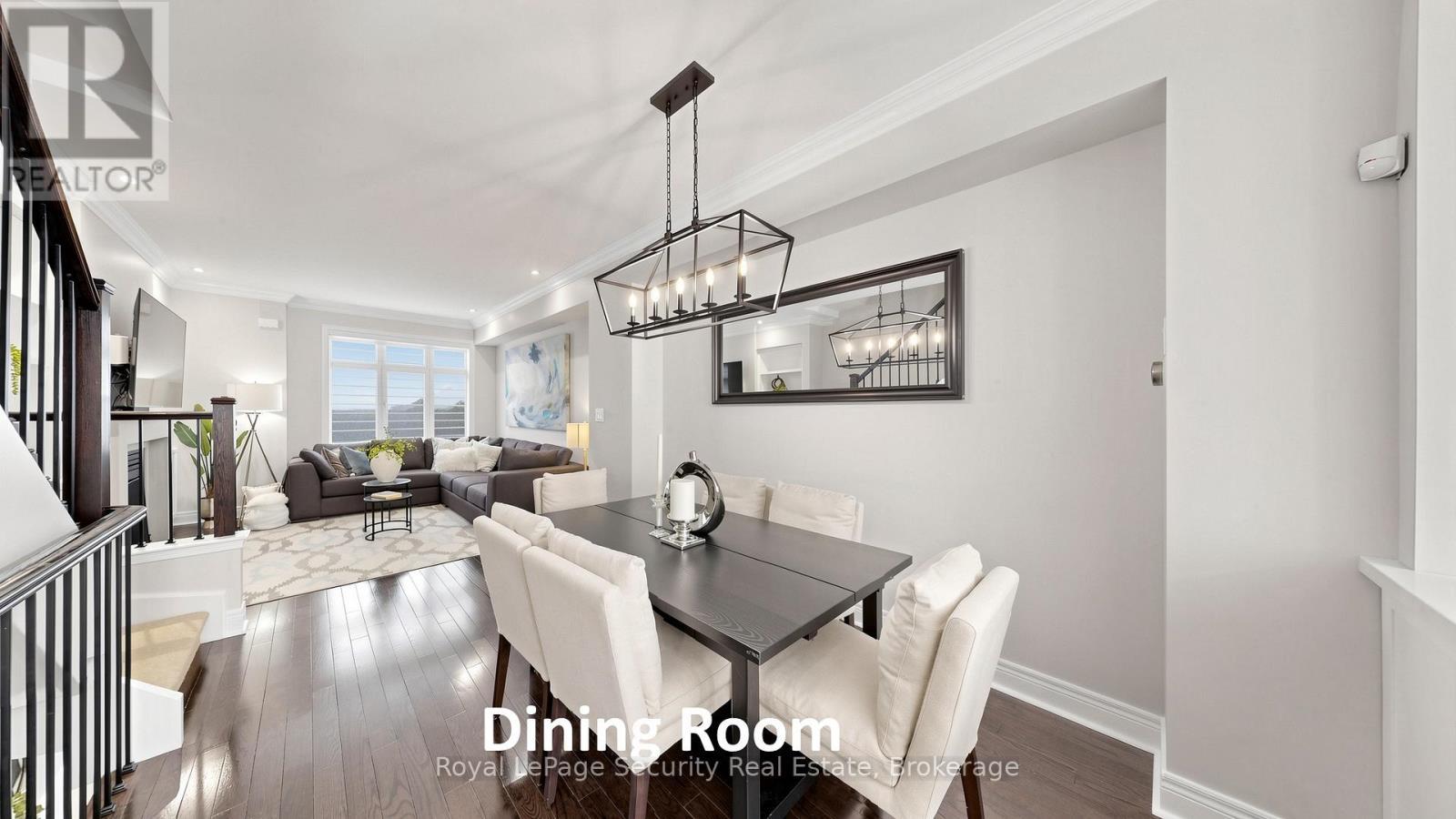 1830 Burnhamthorpe Road E, Mississauga, ON - Indoor Photo Showing Dining Room