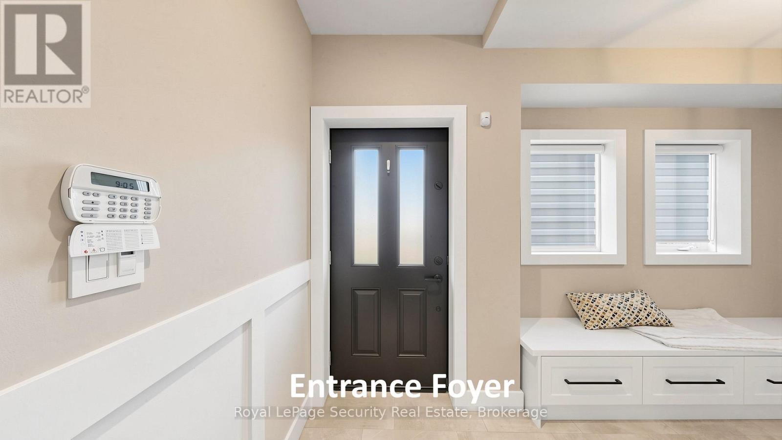 1830 Burnhamthorpe Road E, Mississauga, ON - Indoor Photo Showing Other Room