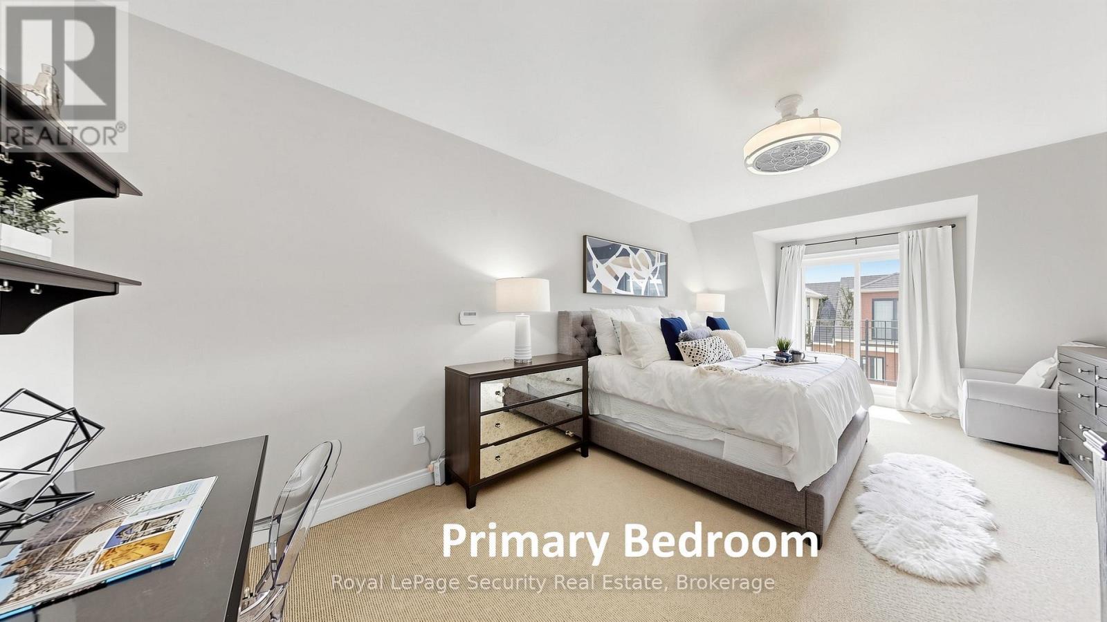 1830 Burnhamthorpe Road E, Mississauga, ON - Indoor Photo Showing Bedroom
