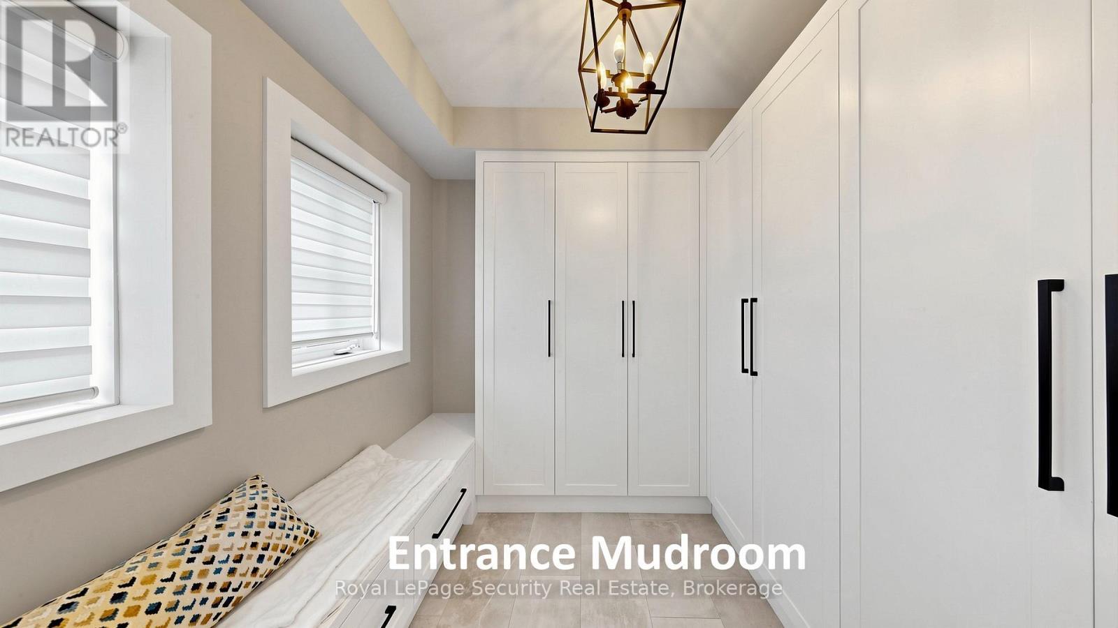 1830 Burnhamthorpe Road E, Mississauga, ON - Indoor Photo Showing Other Room