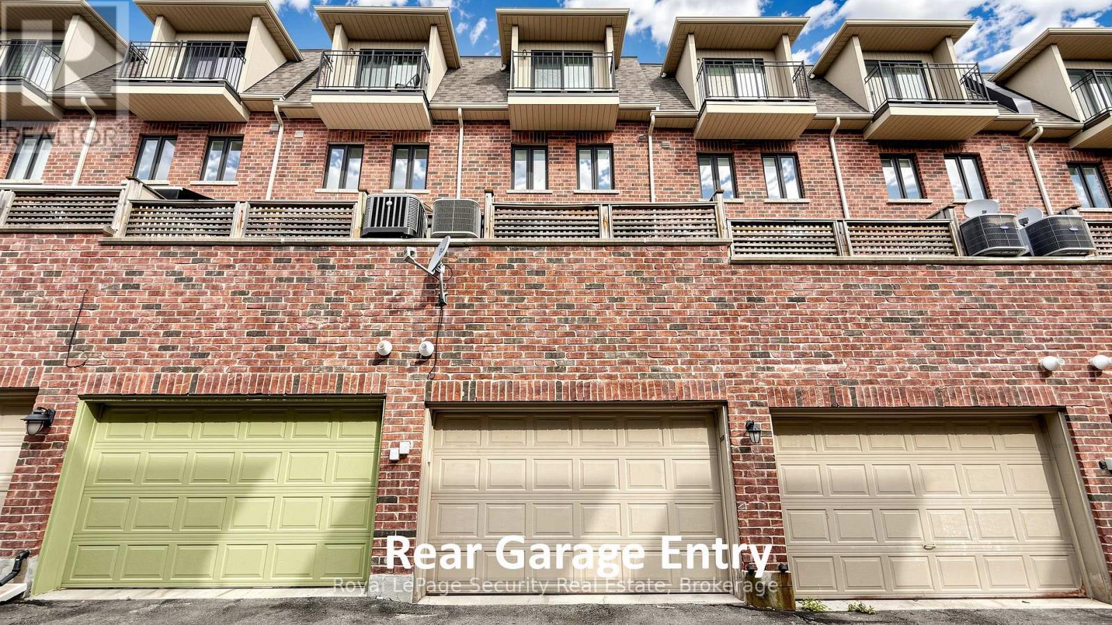 1830 Burnhamthorpe Road E, Mississauga, ON - Outdoor With Facade
