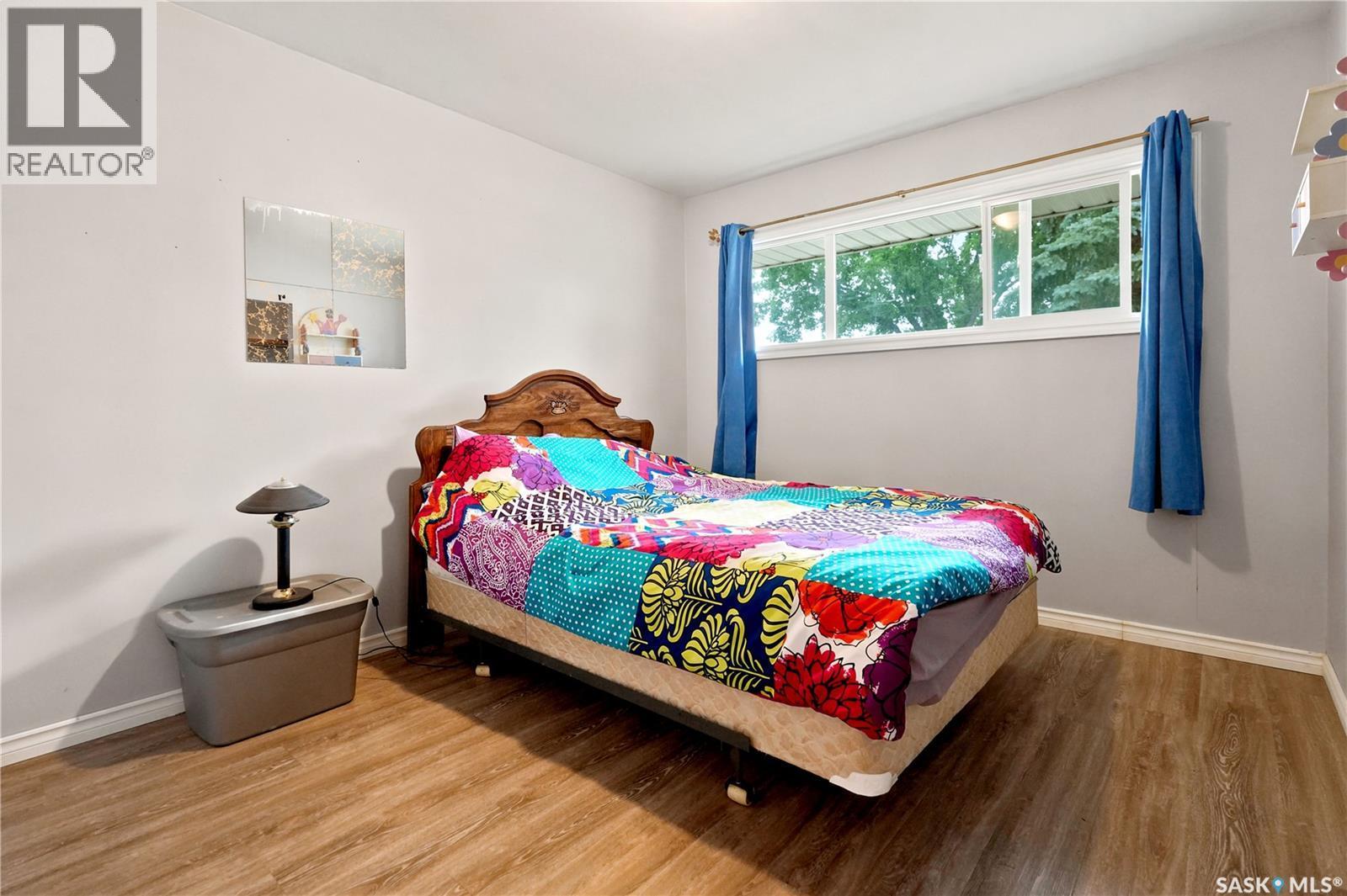 145 Ellison Crescent, Regina, SK - Indoor Photo Showing Bedroom