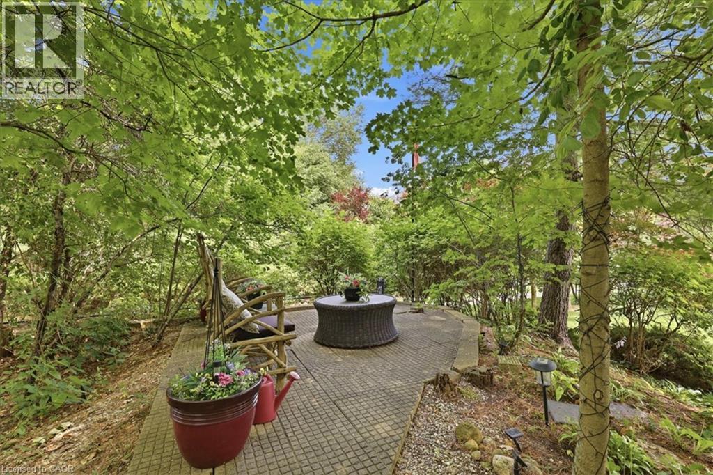 Patio terrace - 39 Everwood Run, Kitchener, ON - Outdoor
