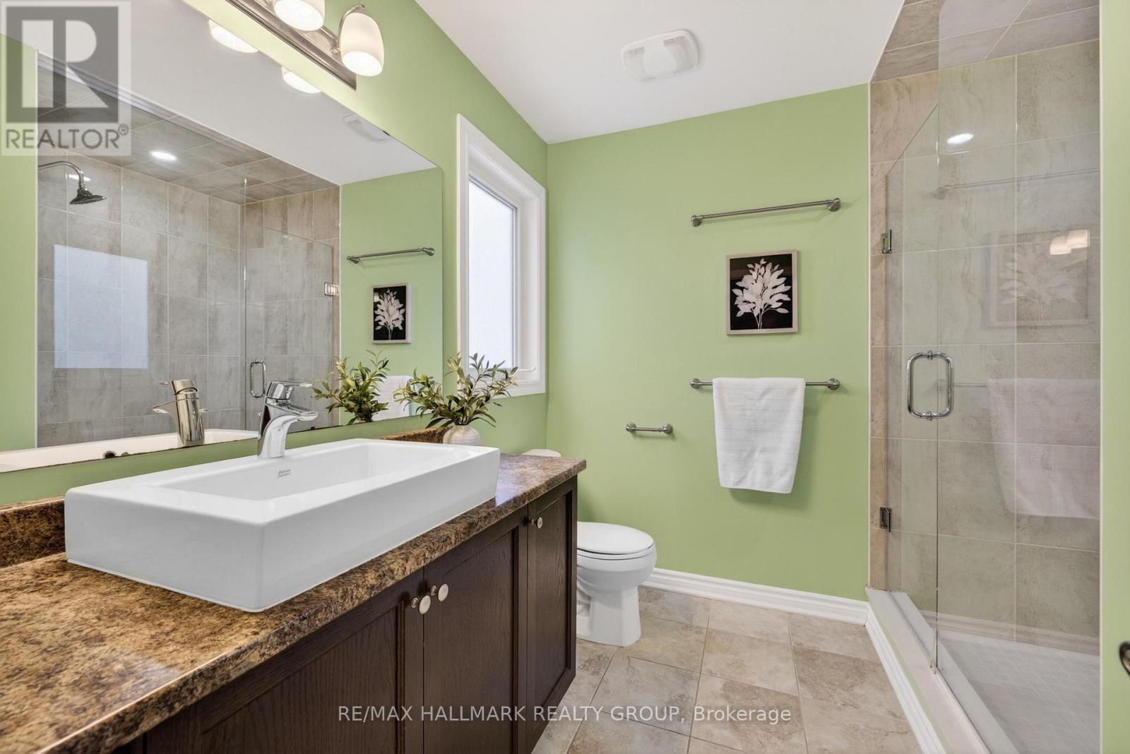 81 Switch Grass Crescent, Ottawa, ON - Indoor Photo Showing Bathroom
