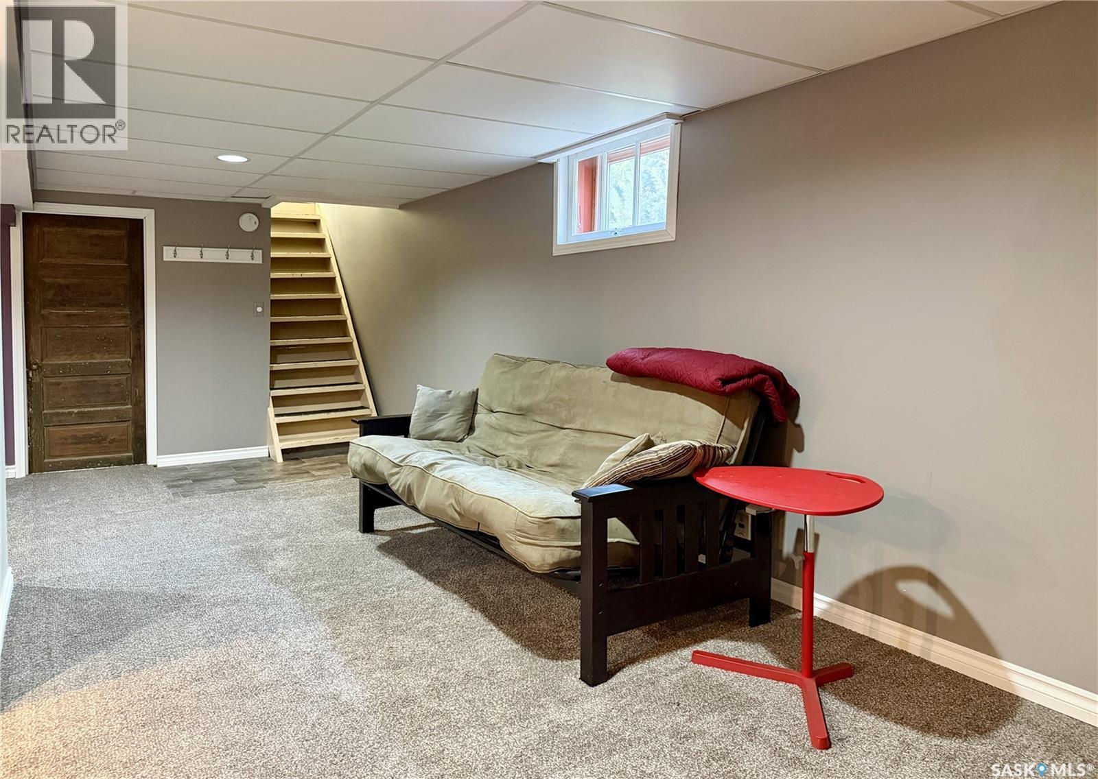 1305 2Nd Street, Estevan, SK - Indoor