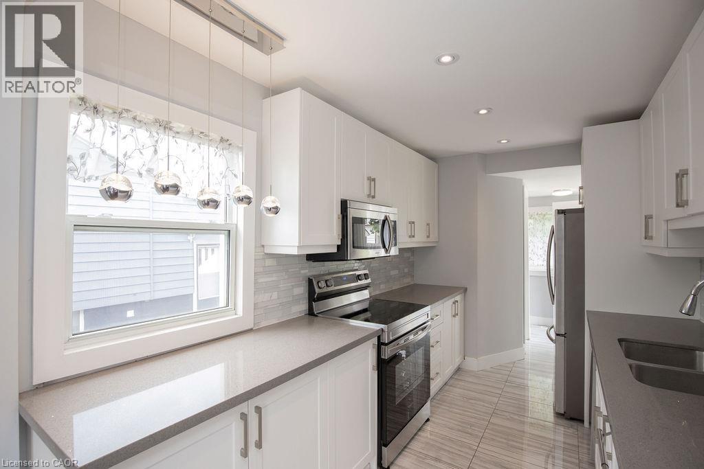 57 Division Street, Hamilton, ON - Indoor Photo Showing Kitchen
