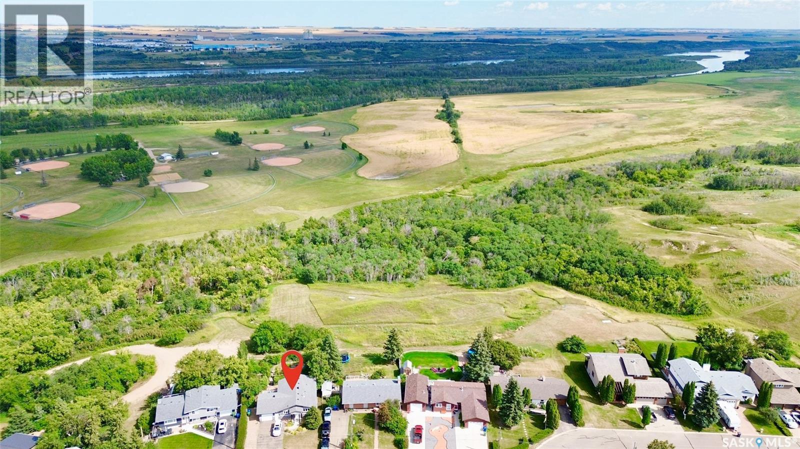9 1St Avenue, Battleford, SK - Outdoor With View