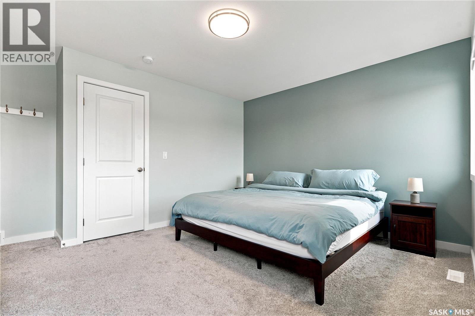 1054 Brighton Gate, Saskatoon, SK - Indoor Photo Showing Bedroom