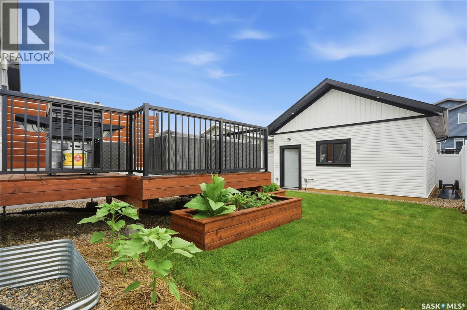 1054 Brighton Gate, Saskatoon, SK - Outdoor With Deck Patio Veranda With Exterior