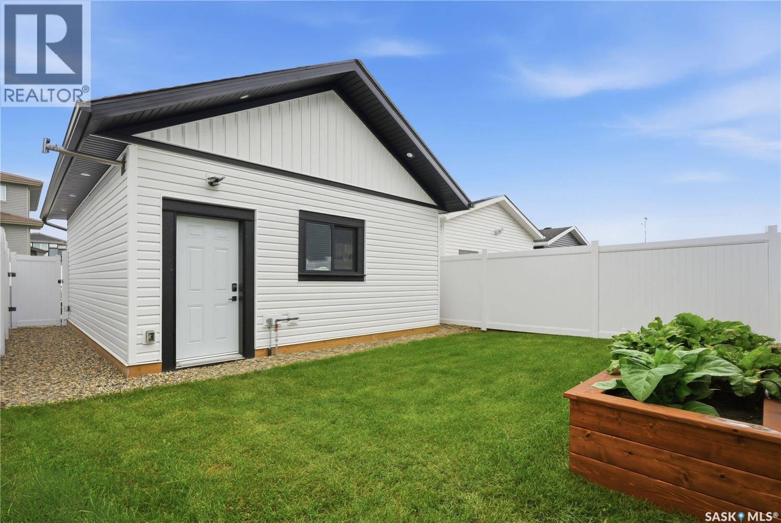 1054 Brighton Gate, Saskatoon, SK - Outdoor With Exterior