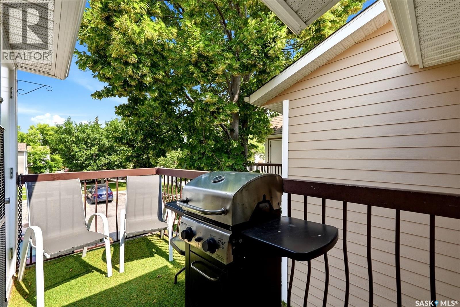 82 Cedar Meadow Drive, Regina, SK - Outdoor With Exterior