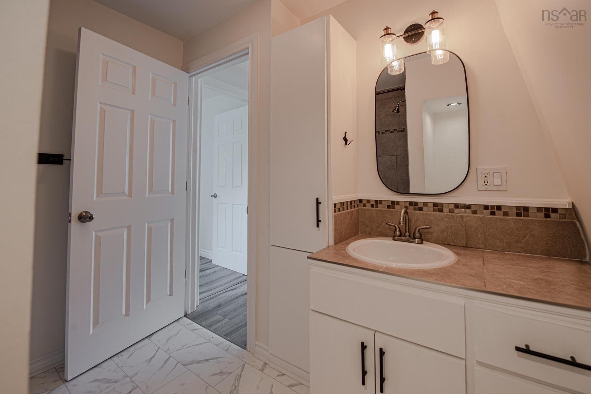 35 Foxbrook Road, Hopewell, NS - Indoor Photo Showing Bathroom