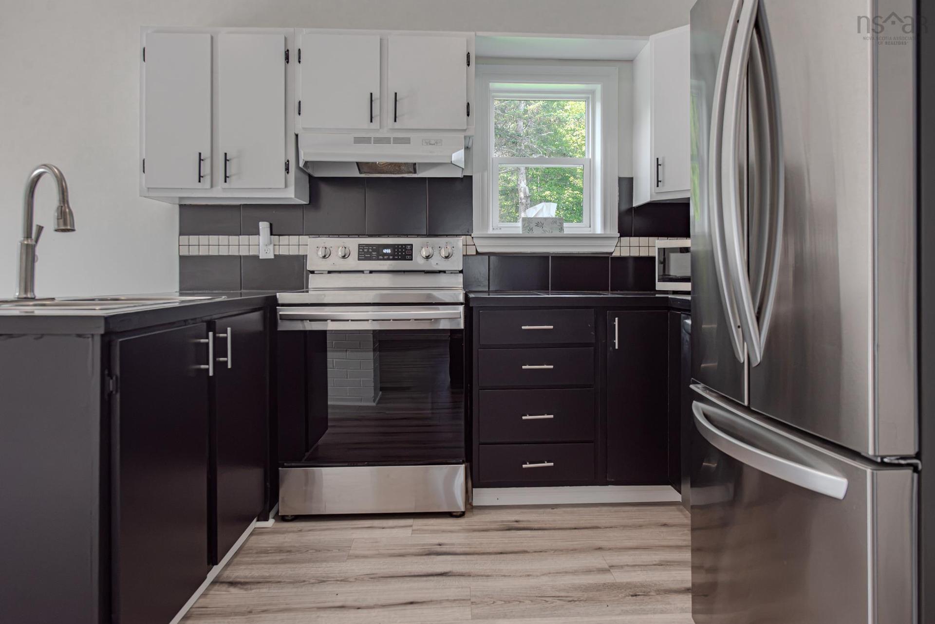 35 Foxbrook Road, Hopewell, NS - Indoor Photo Showing Kitchen