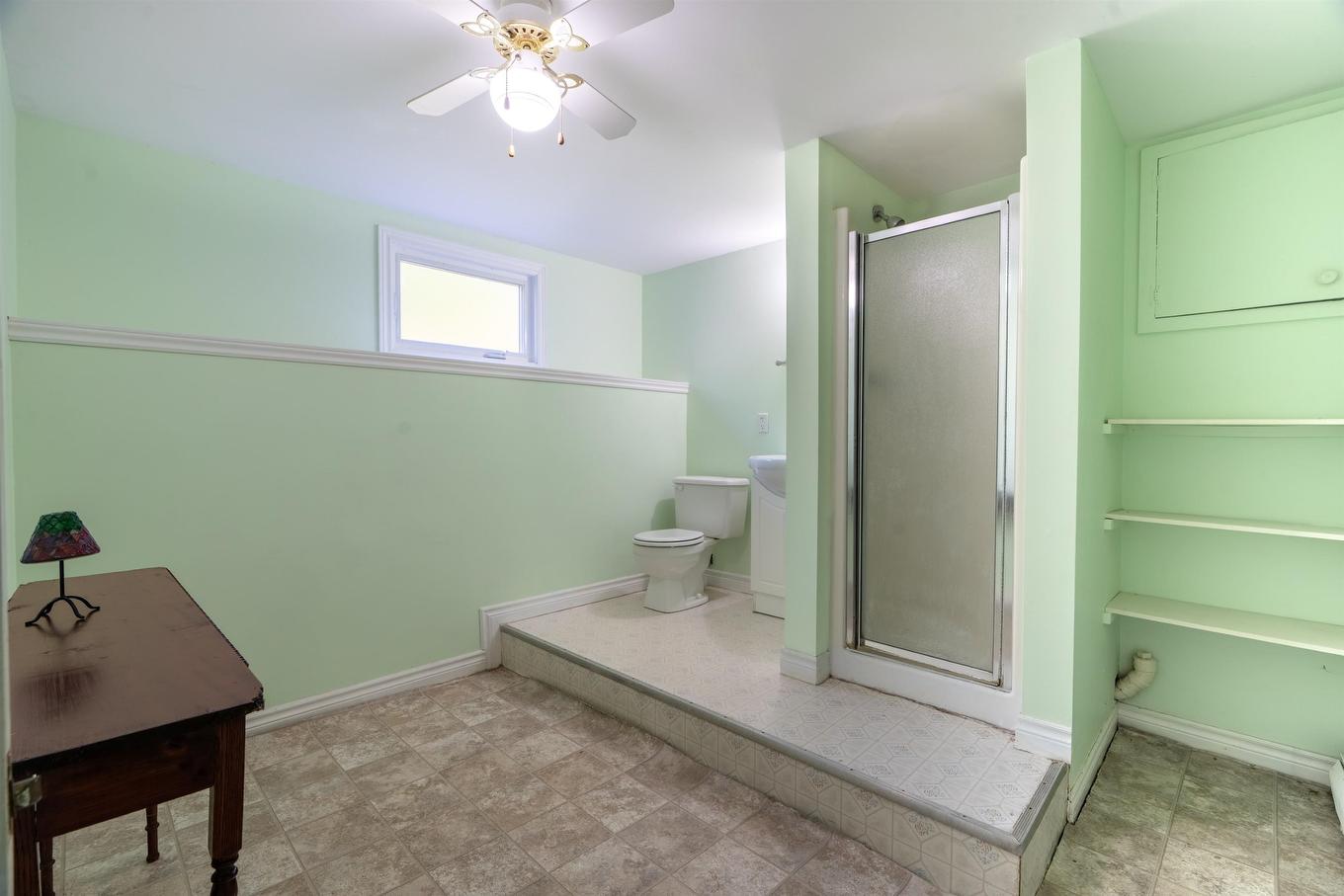 37 Chelsey Circle, Charlottetown, PE - Indoor Photo Showing Bathroom