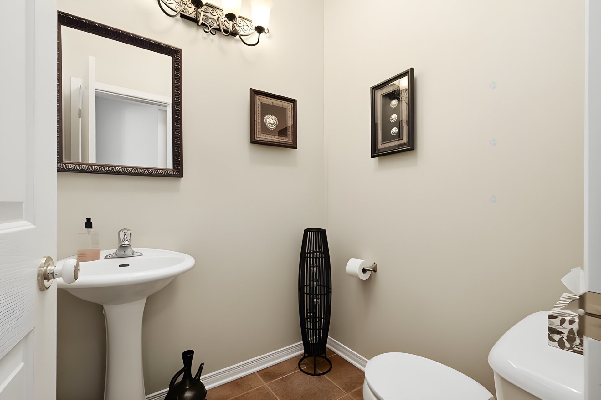 Powder room - 16 Rue Du Frimas, Gatineau (Hull), QC - Indoor Photo Showing Bathroom