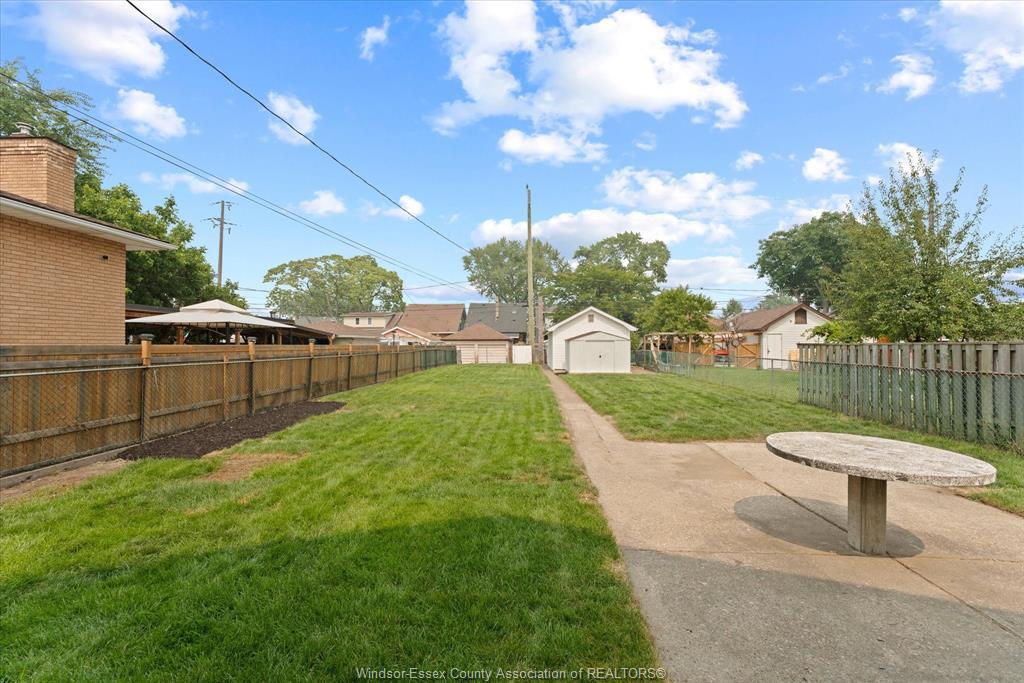920 Louis, Windsor, ON - Outdoor